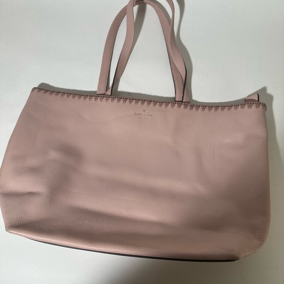Elegant Pink Leather Tote with Whipstitch Detail - Picture 3 of 5